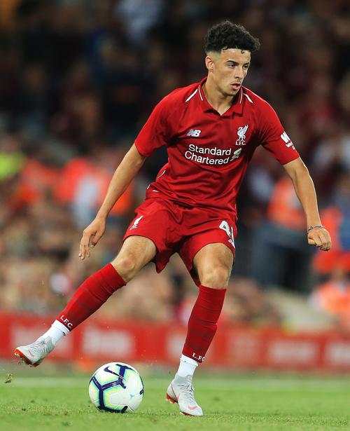 被与梅西比较？伦纳特-卡尔：我不能和他相比，他是我的偶像（伦纳特-卡尔回应与梅西比较：不敢相提并论，他是我的偶像）