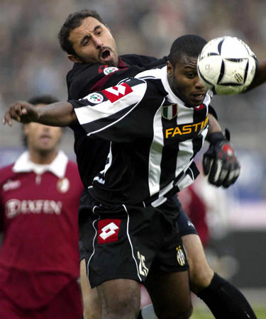 阿森纳欧冠五连胜力克拜仁慕尼黑（阿森纳欧冠豪取五连胜力擒拜仁慕尼黑）