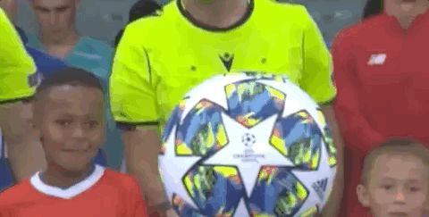 镜报：曼联明夏锁定中场双星！埃利奥特·安德森成头号目标（镜报：曼联明夏瞄准两位中场，埃利奥特·安德森成首要目标）