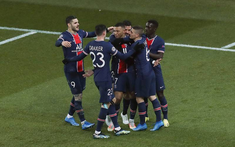 曼晚：卡塞米罗离队传闻不断升温，阿莫林想引入加拉格尔（曼晚：卡塞米罗离队风声愈浓，阿莫林有意引进加拉格尔）