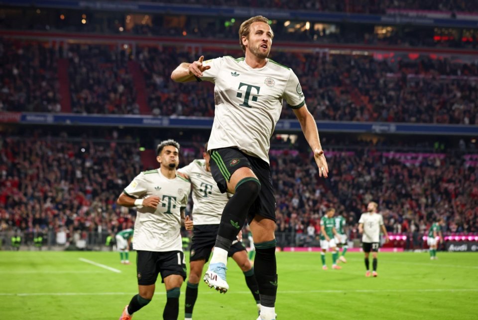 巴萨中场控制力回升（巴萨重拾中场掌控）