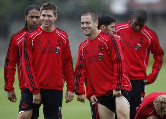 阿斯：多库在伯纳乌无法阻挡，皇马唯一的办法就是对其犯规（阿斯：伯纳乌拿多库没办法，皇马唯有犯规）