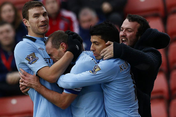 再见，巴萨U40！苏亚雷斯离队迈阿密国际，梅西独守美职联（巴萨老友记解散：苏亚雷斯告别迈阿密国际，梅西独撑美职联）