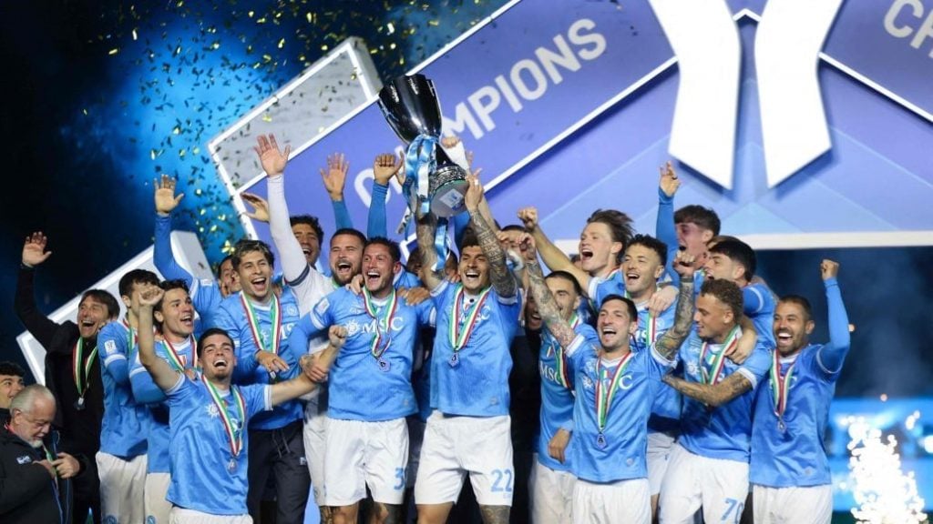 西甲前瞻：塞维利亚遭遇联赛三连败，奥萨苏纳客场战绩惨淡（西甲前瞻：塞维利亚陷三连败低潮，奥萨苏纳客场疲软）