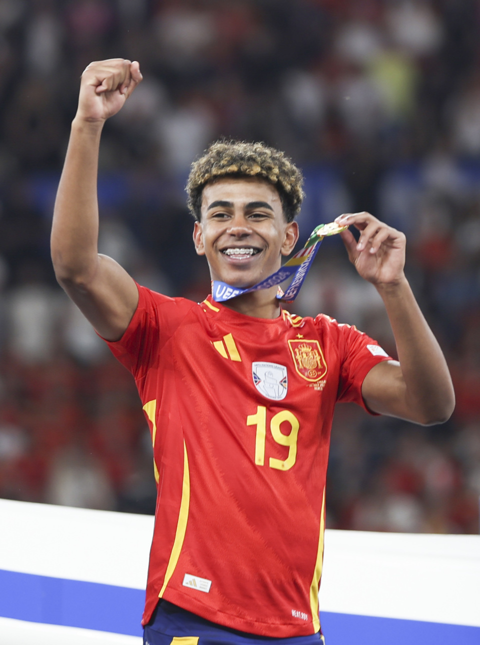 懂球帝12周年120大瞬间1／4决赛：德拜梅磊包揽，谁将杀出半区？（懂球帝12周年120大瞬间八强战：德拜梅磊包场，谁能突围半区？）