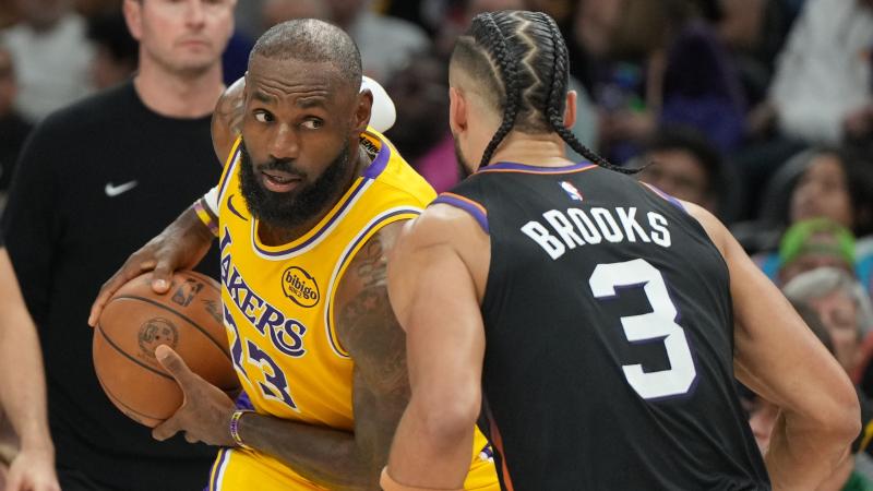 R.I.P.，佛罗伦萨小将理查德森的父亲、前NBA球星迈克尔-理查德森去世（前NBA球星迈克尔-理查德森辞世，佛罗伦萨小将理查德森痛失父亲）